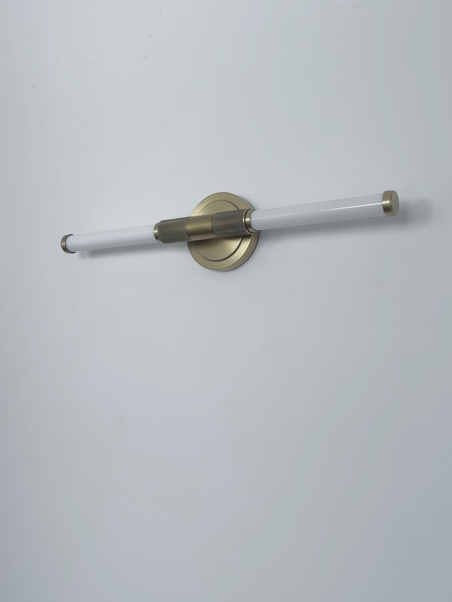 Soren Dual-Light Wall Sconce